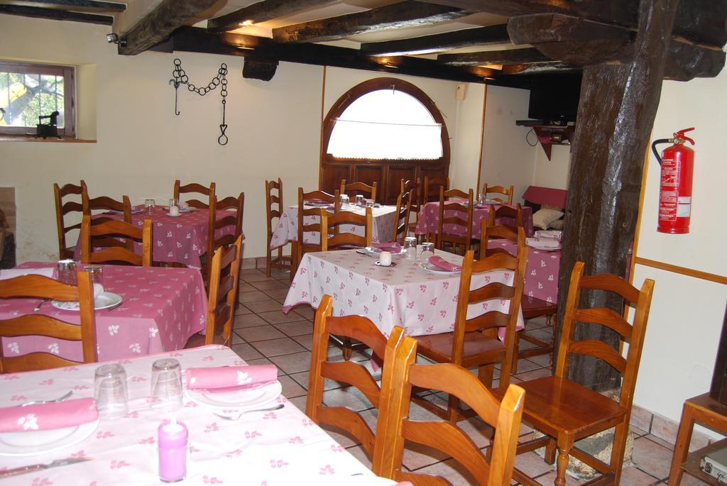 Hostal Ezkurra Екстериор снимка